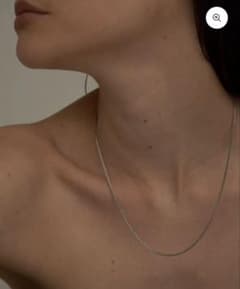 loro B necklace 01のサムネイル