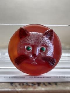 チェコガラスボタン【125】「猫」赤茶色/白のサムネイル