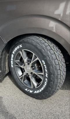 ハイエース 純正アルミホイールタイヤ4本セット トーヨー 車検可 オプション ハイエース 純正アルミホイールタイヤ4本セット トーヨー 車検可