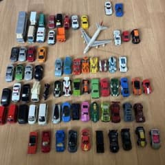 希少品あり‼︎トミカ・ホットウィール・ミニカー 大量まとめ売り 72台➕一機のサムネイル