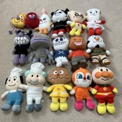 【まーくん様専用】アンパンマン  ぬいぐるみ　15個セットのサムネイル