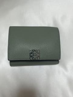 【国内店舗購入品】LOEWE トライフォールド ウォレットアナグラムローズマリーのサムネイル