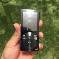 WARKMAN NW-S745 ブラックのサムネイル