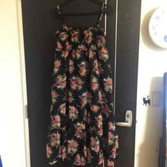 黒ワンピ＊花柄のサムネイル