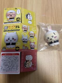 ちいかわ ラーメン豚 ミニソフビフィギュア うさぎのサムネイル