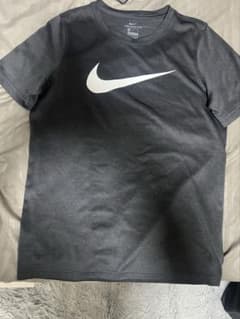 Nike Tシャツ　子どもM 150cm 大人Sサイズ　トレーニング　ランニング
