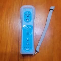 WII リモコン　ブルーのサムネイル