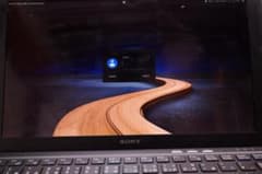 SONY VAIO SVZ1311AJ ノートパソコン 軽量＆薄型 高級な色合いのサムネイル