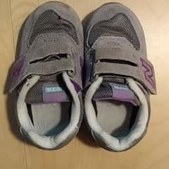 ニューバランス15.5cmのサムネイル