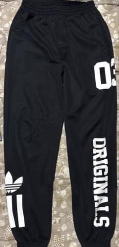 adidasジャージのサムネイル