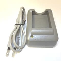 送料タダ！！❤純正　オリンパス 充電器❤のサムネイル
