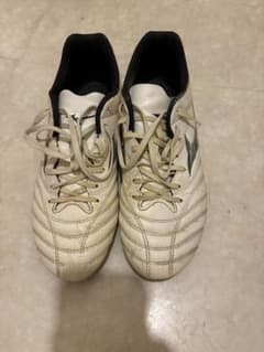 Mizuno soccer shoes, white, cleats, size 25.5cm