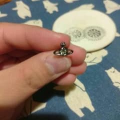 ヴィヴィアン  オーブピアスのサムネイル