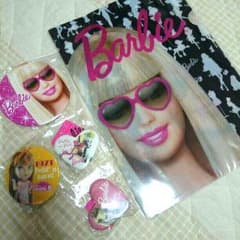 TK様専用！Barbie☆ファイル、缶バッチセットのサムネイル