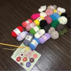 Fox様専用大量アクリル毛糸のサムネイル