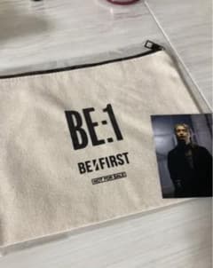 befirst ポーチ　カードのサムネイル