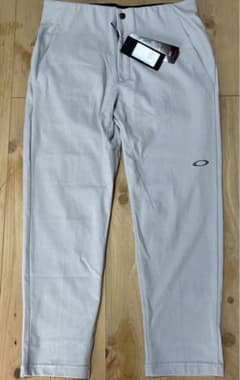 【新品】OAKLEY ESSENTIAL ロングパンツ[上下セットで6000円]のサムネイル