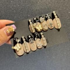 ネイルチップ♡フレンチネイルのサムネイル
