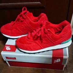 new balance all redスニーカーのサムネイル