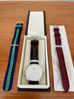 ダニエルウェリントン　クラシック40mm 革ベルト2本+ナイロンベルト1本のサムネイル