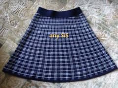【美品】any SiS エニィスィス チェック柄 ニットスカート 紺 サイズ1のサムネイル