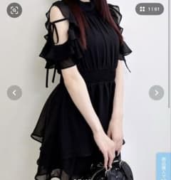INGNI 2Wayリボン肩あきフリルミニワンピース Mサイズのサムネイル
