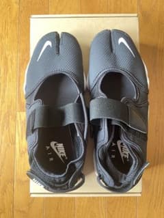 NIKE ウィメンズ　エアリフト　25㎝のサムネイル