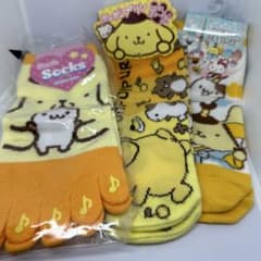 ポムポムプリン  靴下　まとめ売りのサムネイル
