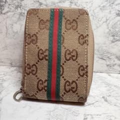 新品保存袋付き✨グッチGGキャンバスレザーシェリーライン小物入れポーチバニティ GUCCI グッチ GGキャンバス シェリーライン 小銭入れ ポーチ 小物入れ