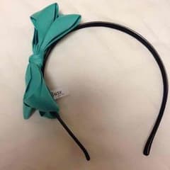 リボン カチューシャのサムネイル