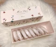 Dior ミスディオール ローズ バスボム 8個入りのサムネイル
