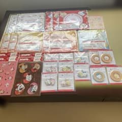 치이카와 이치 반 쿠지, 콜라보 상품 외 대량 합계 60 점 세트 (사진 1,2,3)