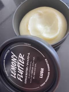 LUSH レモンの指先　ネイルクリームのサムネイル