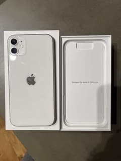 iPhone11 64GB ホワイト  美品のサムネイル