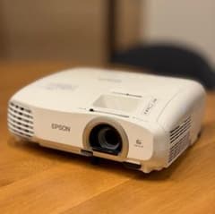 EPSON EH-TW5200 低使用 プロジェクター フルHD HDMI EPSON EH-TW5200 低使用 プロジェクター フルHD HDMI - メルカリ