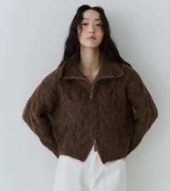 NUJOH Cable Zip High Neck Knit ブラウンのサムネイル