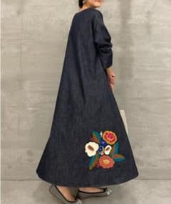 極美品✨ビアズリー 後ろ裾刺繍ワンピース デニム ロングワンピース A