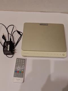 東芝 レグザ ポータブルブルーレイディスクプレーヤー SD-BP9005 9V型