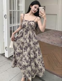 花柄シャーリングキャミワンピースのサムネイル