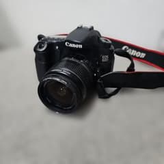 ジャンク品！Canon　EOS　60D デジタル一眼レフ