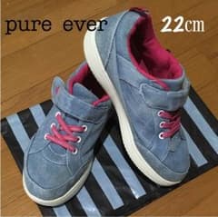 pure  ever シューズ 22.0㎝のサムネイル