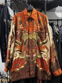 バティック柄 長袖シャツ オレンジ系のサムネイル