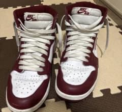 破格NIKE AIR JORDAN 1 ハイカット スニーカー レッドのサムネイル