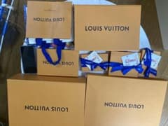LOUIS VUITTON 空箱&紙袋&紐セットのサムネイル