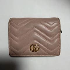 GUCCI GGマーモント 二つ折り財布のサムネイル