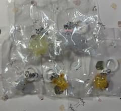 ポムポムプリン めじるしアクセサリー 5種セット ガチャガチャのサムネイル