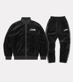 Corteiz Velour Tracksuit - Black