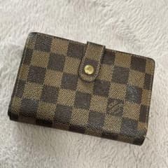 Louis Vuitton ダミエ 二つ折り財布のサムネイル
