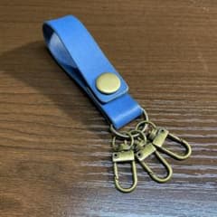 ハンドメイド レザーキーリング ブルーのサムネイル