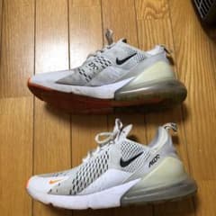 NIKE ナイキ　エアマックス270のサムネイル